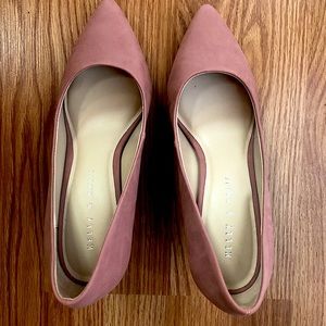 Astivia Katie and Kelly pump